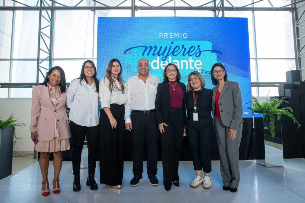 Ficohsa reconoce los logros de las mujeres hondureñas en la Segunda Edición del «Premio Mujeres Adelante»